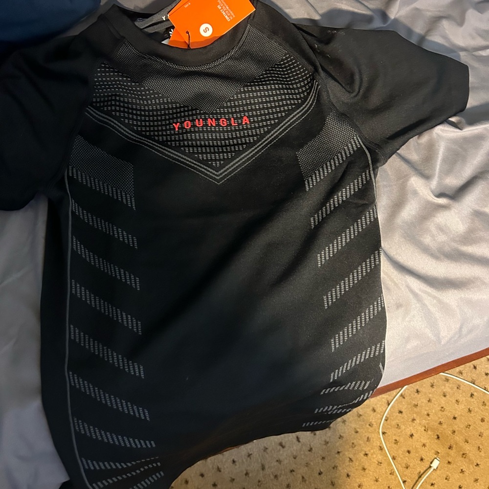 Men’s youngLA superhero compression shirt size small